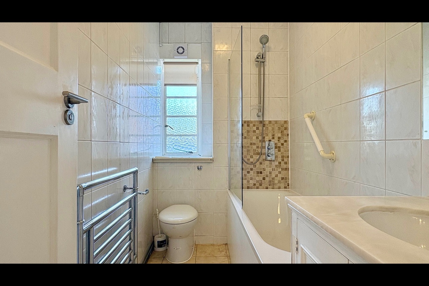 Additional image 4 of 2 Bed Flat, Pembroke Road, W8, N1 7GU