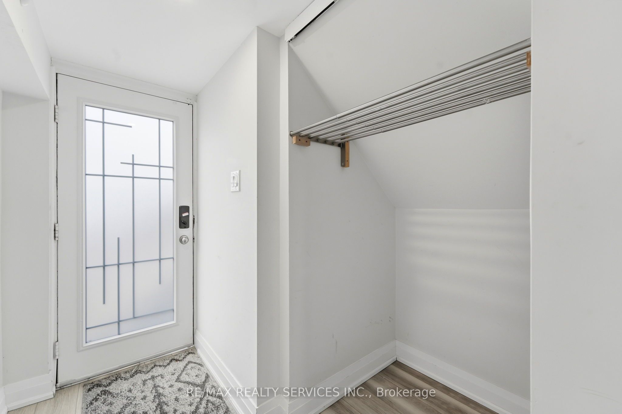 Additional image 3 of BSMT-1305 Consort Crescent, Burlington, ON, L7M 1J8