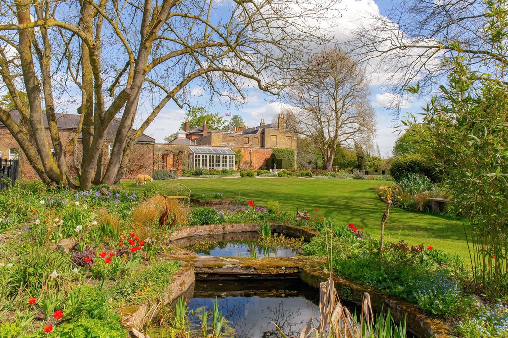 Additional image 5 of 7 bed equestrian for saleWeald Road, South Weald, Brentwood, Essex CM14