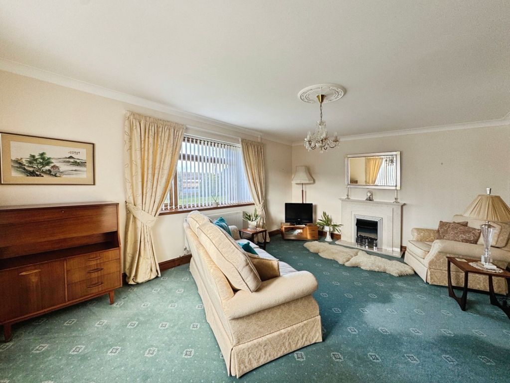 Additional image 4 of 3 bed detached bungalow for saleWaungoch, Upper Tumble, Llanelli, Carmarthenshire SA14