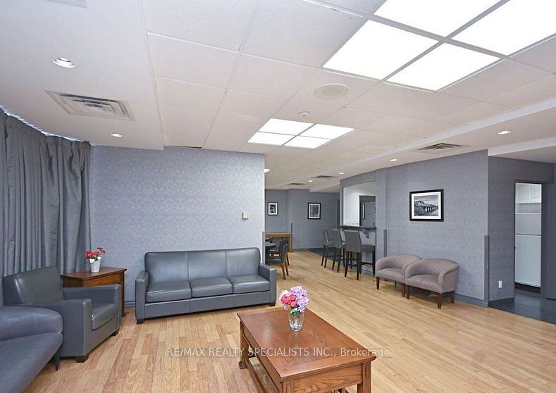 Additional image 5 of 2203-135 Hillcrest Avenue, Mississauga, ON, L5B 4B1