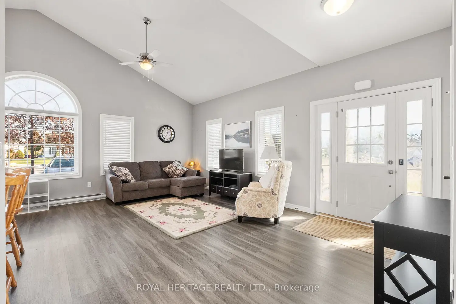 Additional image 6 of 300 Croft Street 2001