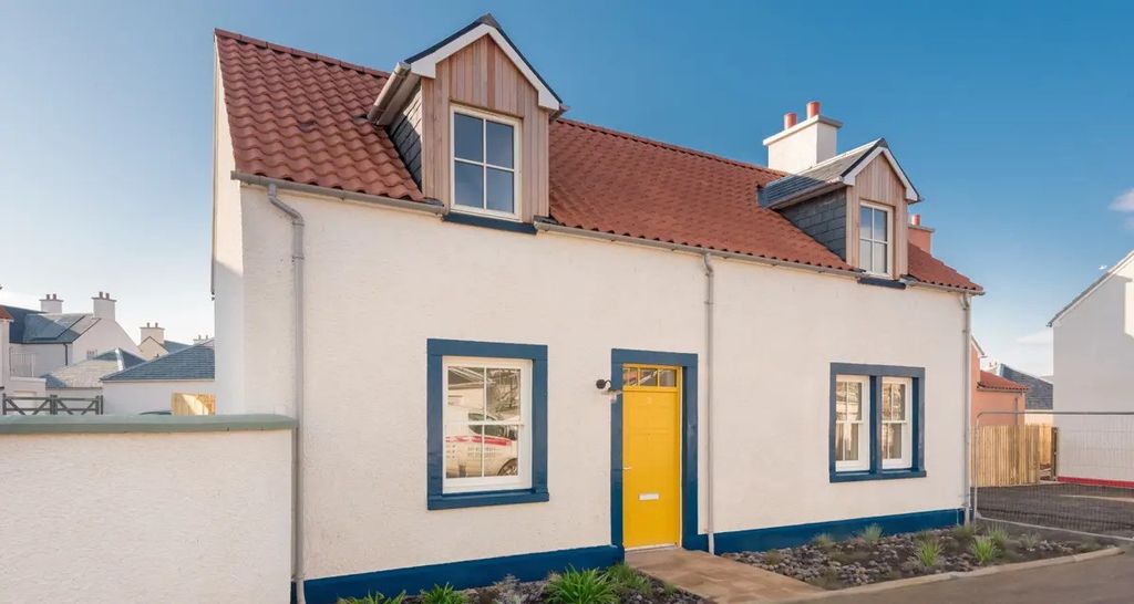 3 bed terraced house for saleLimekilns Road, Longniddry EH32