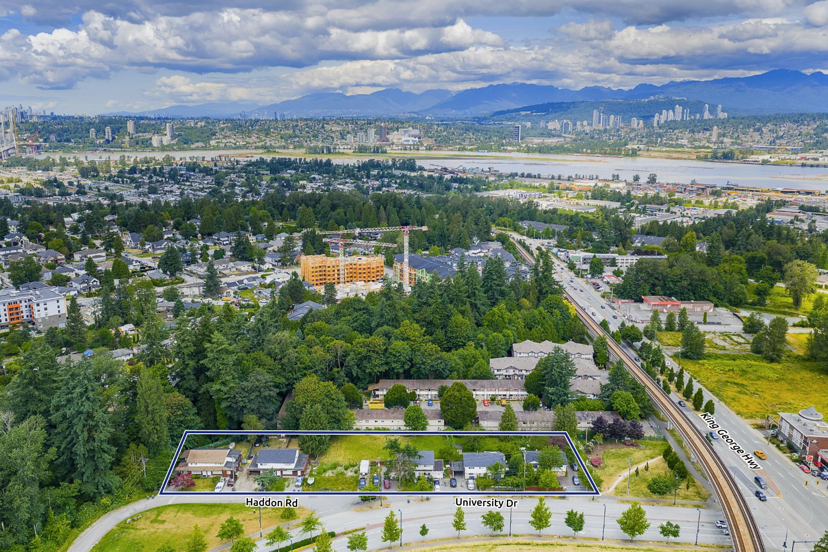 Additional image 2 of 10977 University Drive, Surrey, BC, V3T 3Z4