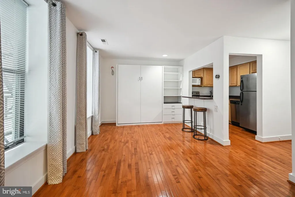 Additional image 11 of 2305 18th Street NW Unit 303, Washington, DC 20009
