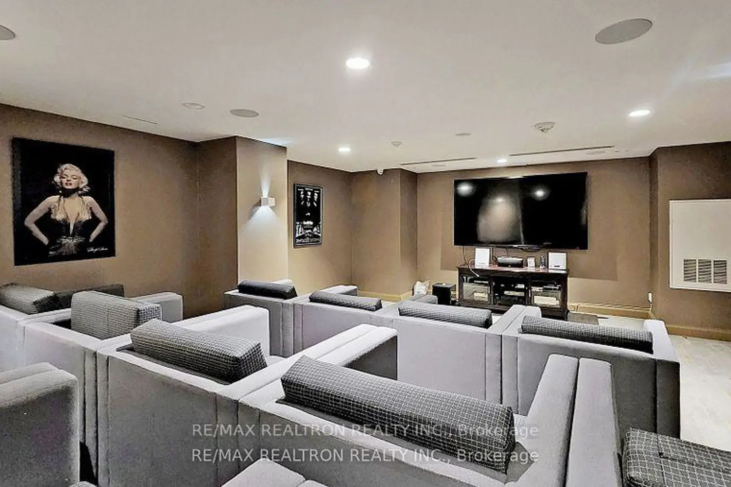 Additional image 15 of 825 Church Street 321