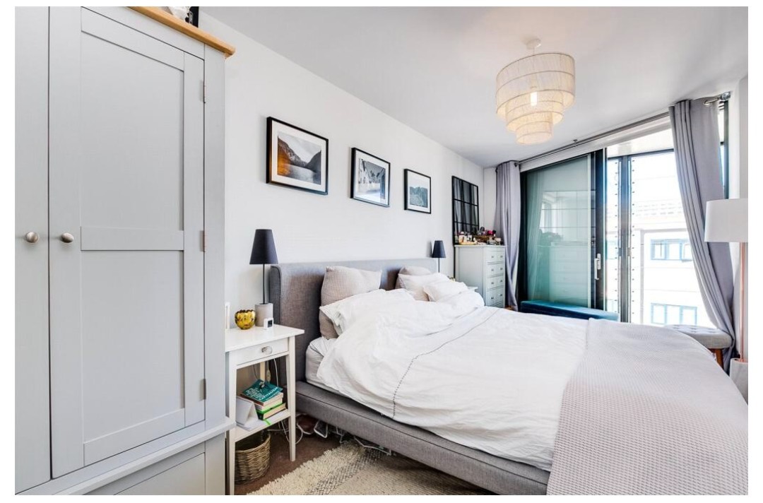 Additional image 5 of 1 Bed Flat, Riverlight Quay, SW11, N1 7GU