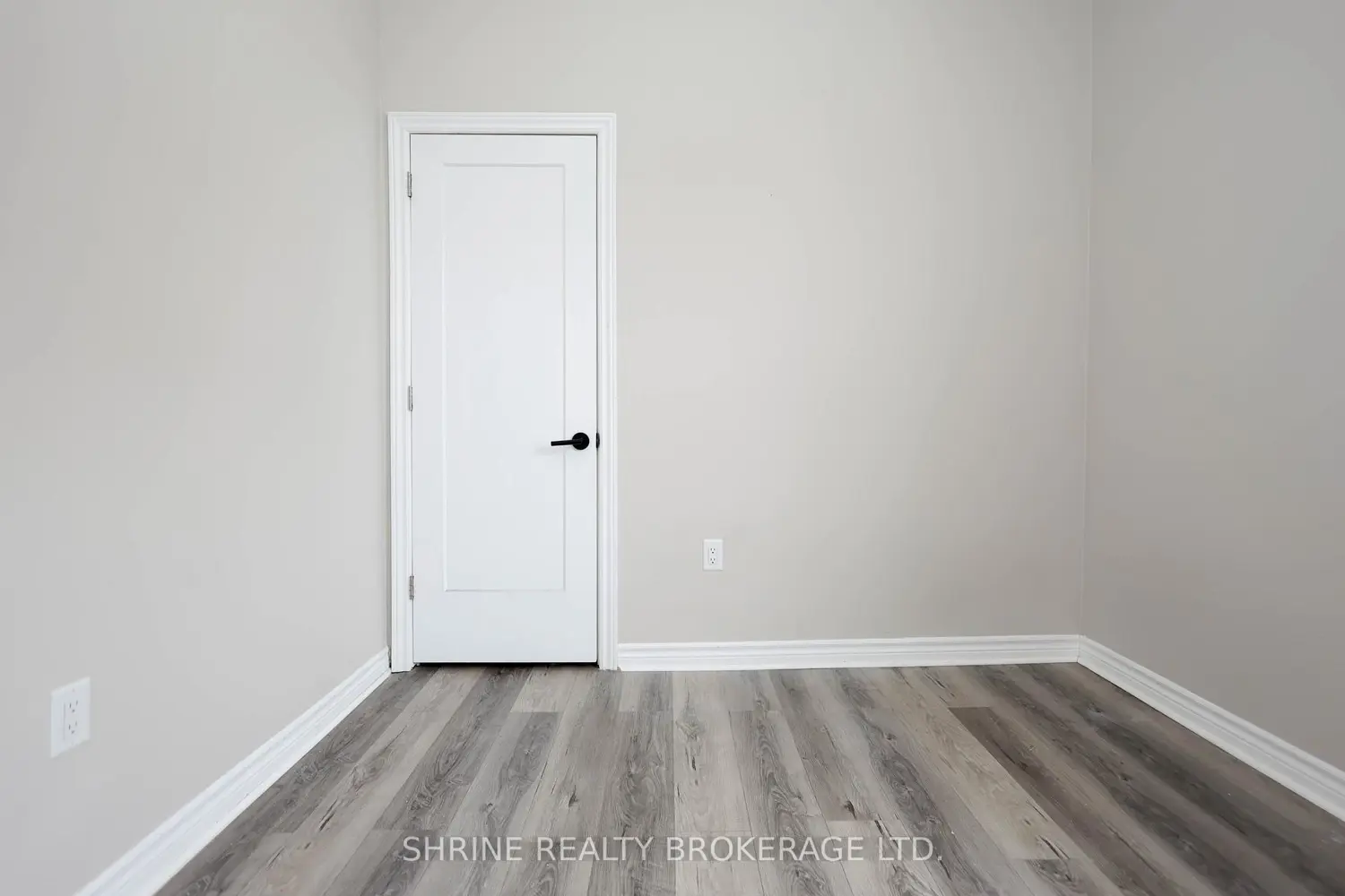 Additional image 6 of 480 Quebec Street