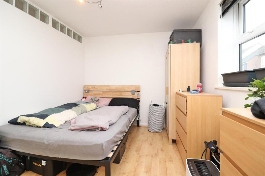 Additional image 7 of Boundary Road, St. Albans