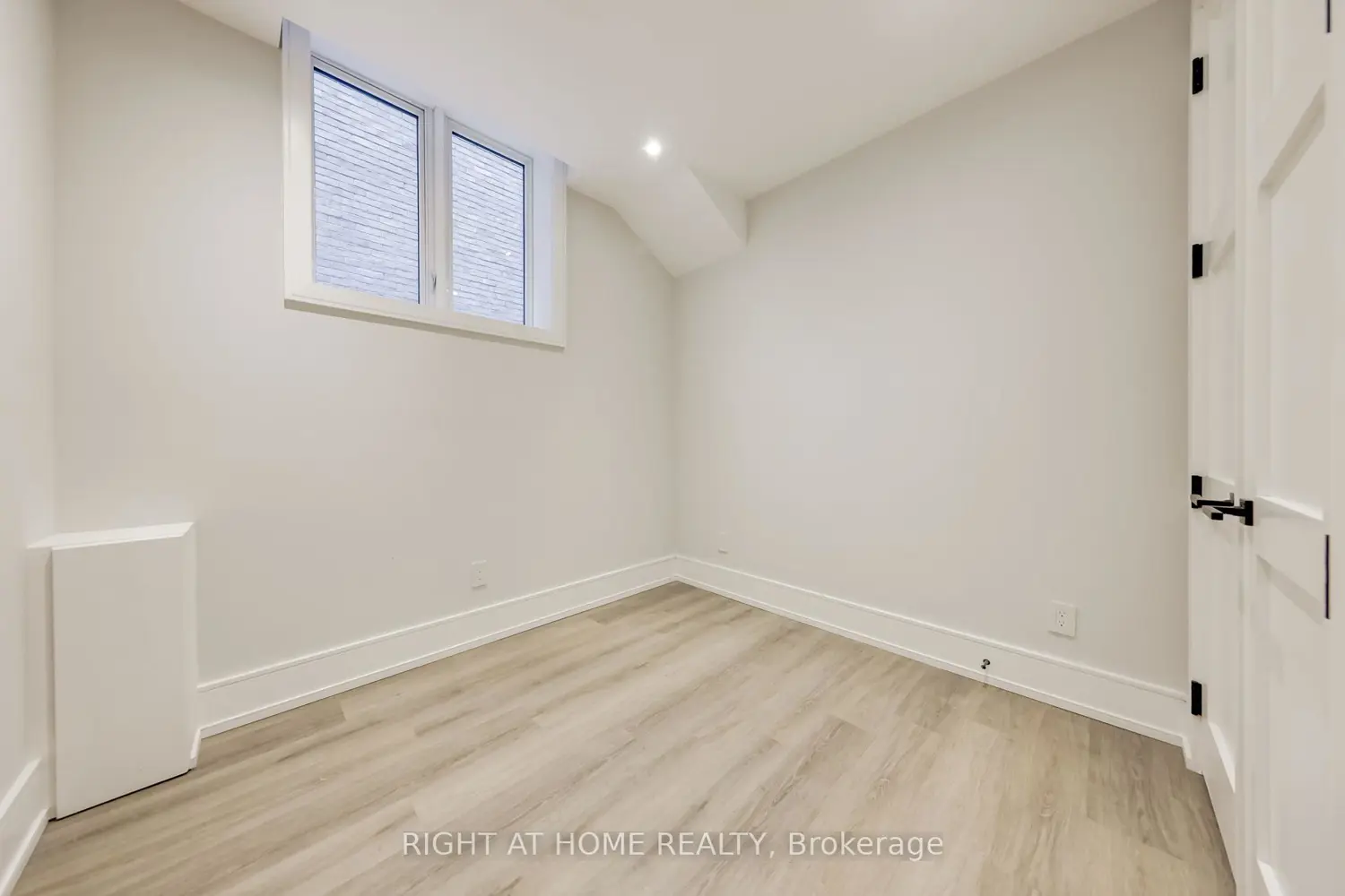 Additional image 17 of 102 Parklea Drive