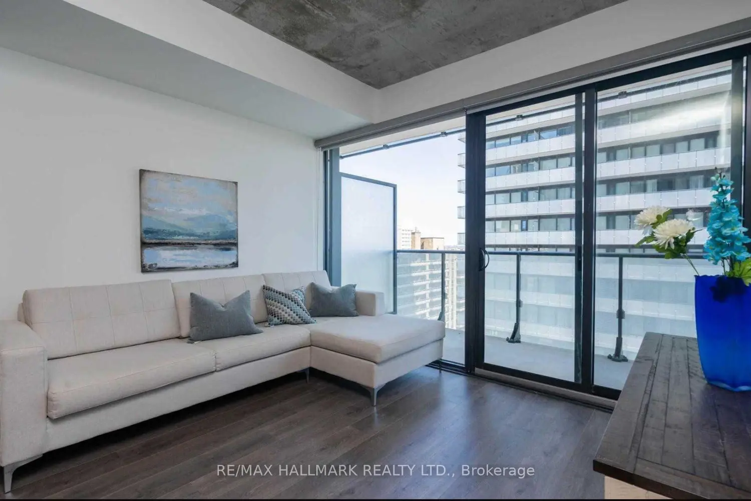 Additional image 5 of 161 Roehampton Avenue 1107
