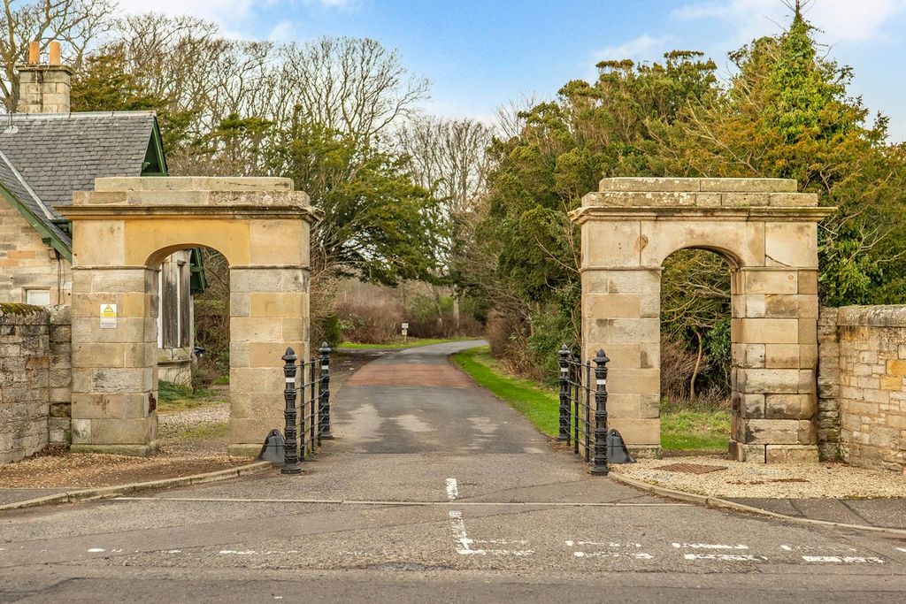 Additional image 45 of 5 bed detached house for saleElie KY9
