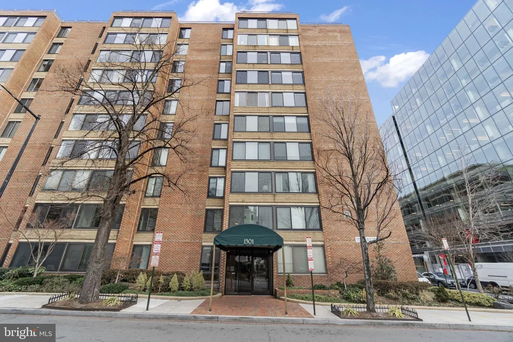 Additional image 2 of 1301 20th Street NW Unit 916, Washington, DC 20036