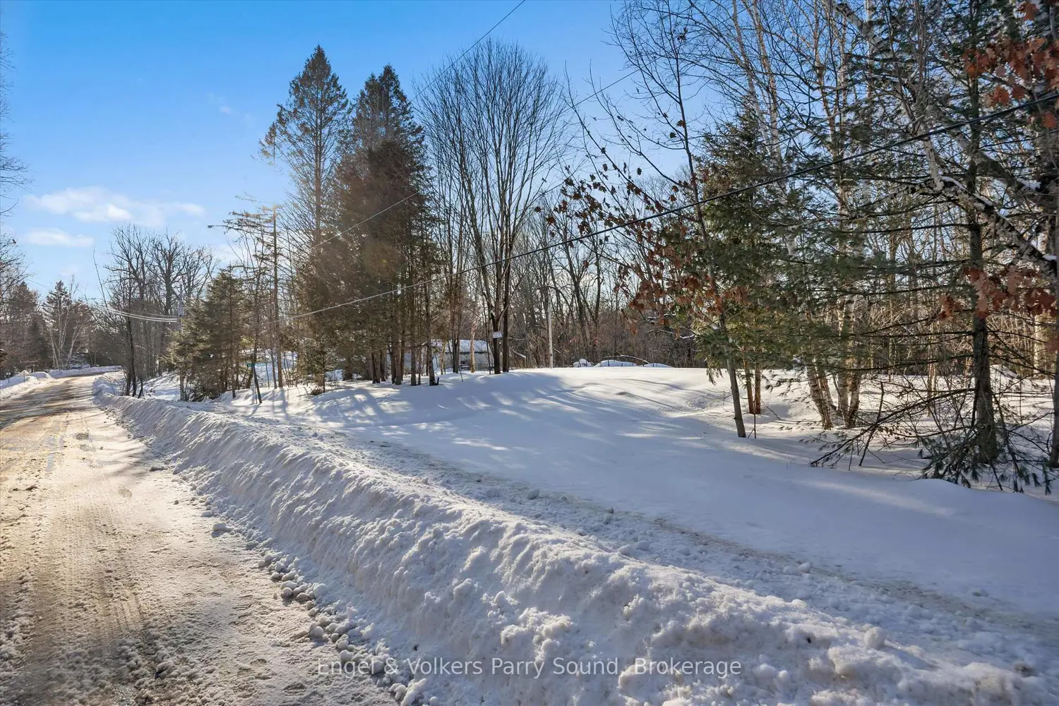 Primary image of 40 Miller Drive