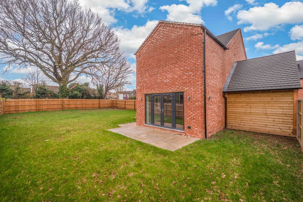 Additional image 16 of 4 bed detached house for saleSpa Farm Court, Stratford-Upon-Avon CV37