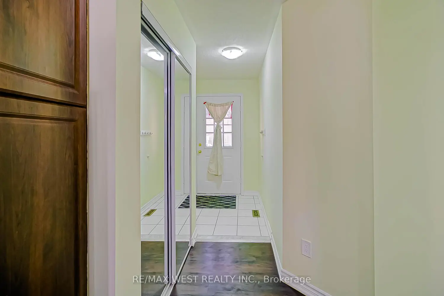 Additional image 4 of 6400 Lawrence Avenue 12