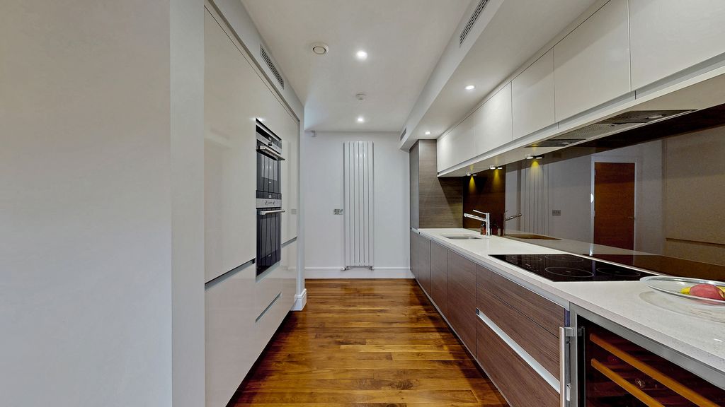 Additional image 10 of 2 bed flat for saleHughenden Road, Hughenden G12