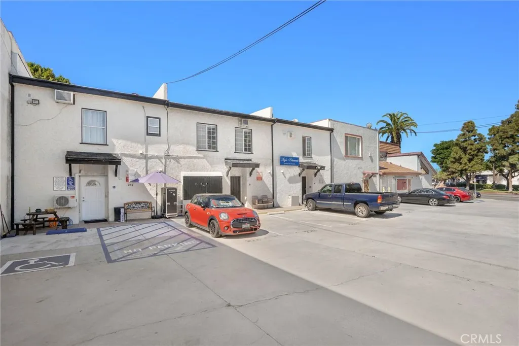 Additional image 37 of 224 Main St, Seal Beach, CA 90740