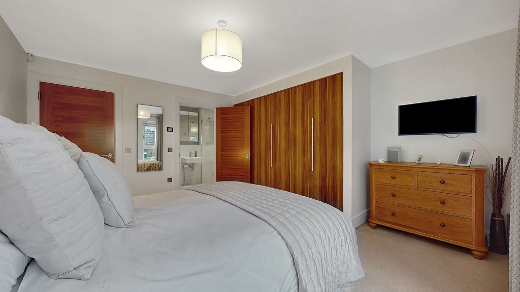 Additional image 12 of 2 bed flat for saleHughenden Road, Hughenden G12