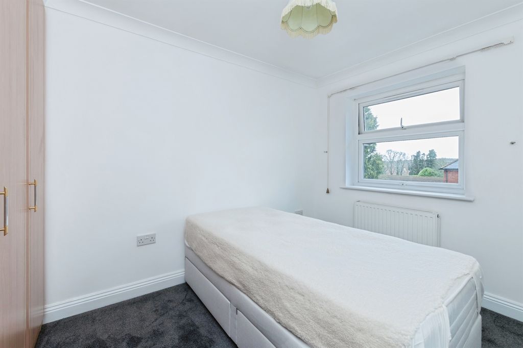 Additional image 17 of 2 bed flat for saleDewlands Way, Verwood BH31