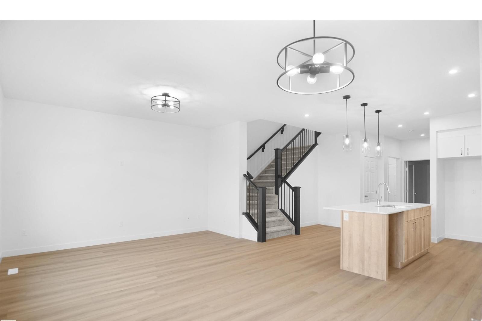 Additional image 8 of 19446 22a Avenue NW, Edmonton, AB, T6M1P9