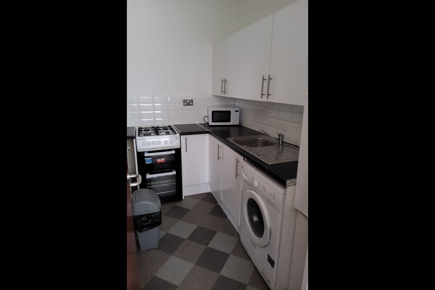1 Bed Flat, College Road, M16, N1 7GU