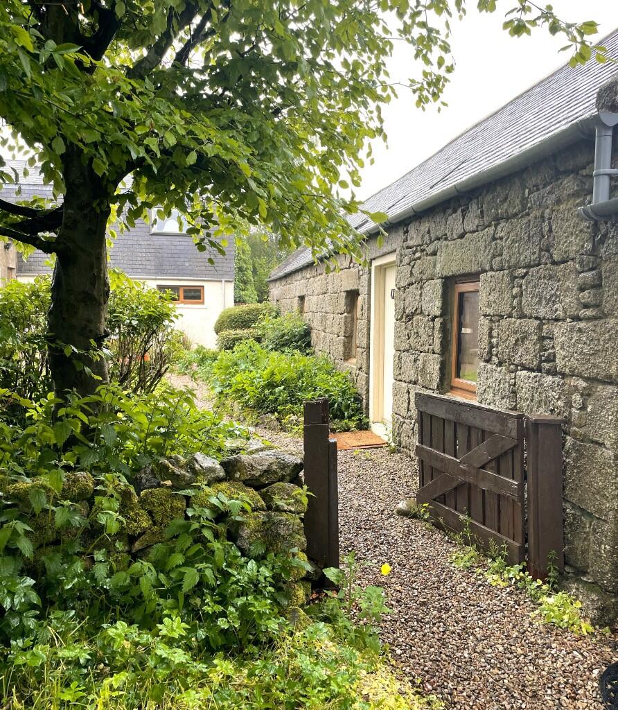 Additional image 26 of AB43