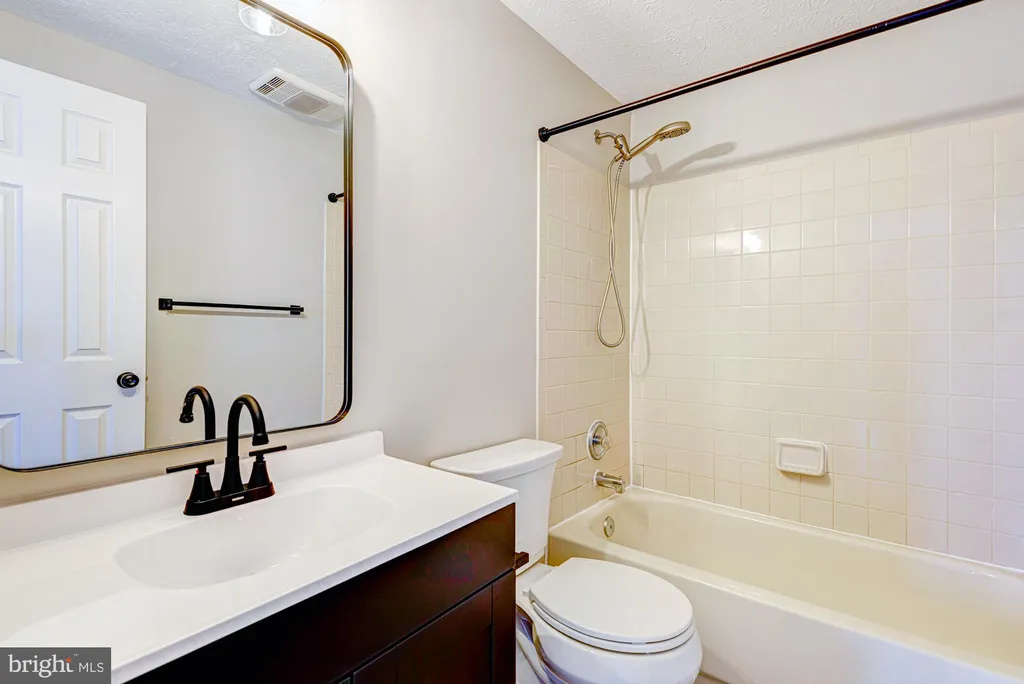 Additional image 33 of 11 S Merriment Drive, Newark, DE 19702