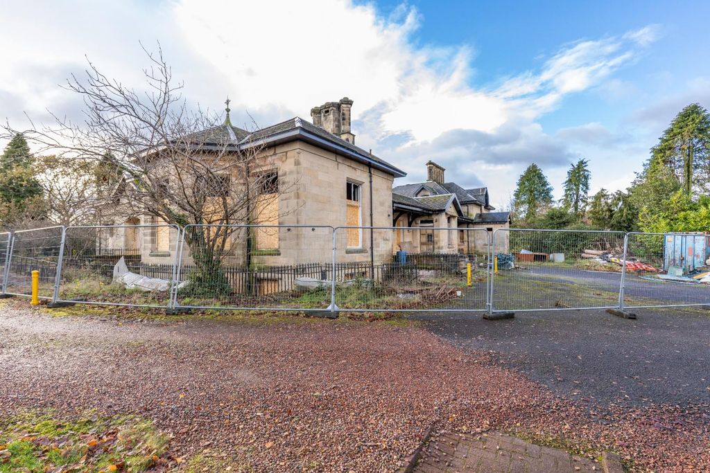 Studio for saleFormer William Simpson's Care Home, Main Street, Old Plean, Stirling FK7 photo 5