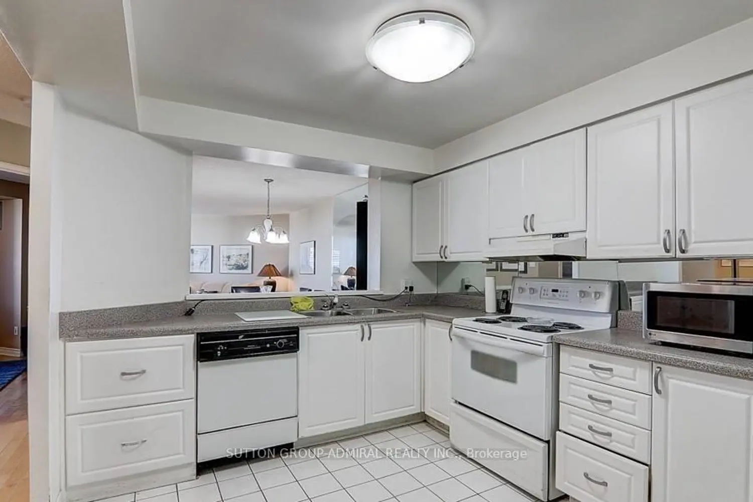 Additional image 8 of 1121 Steeles Avenue 1008