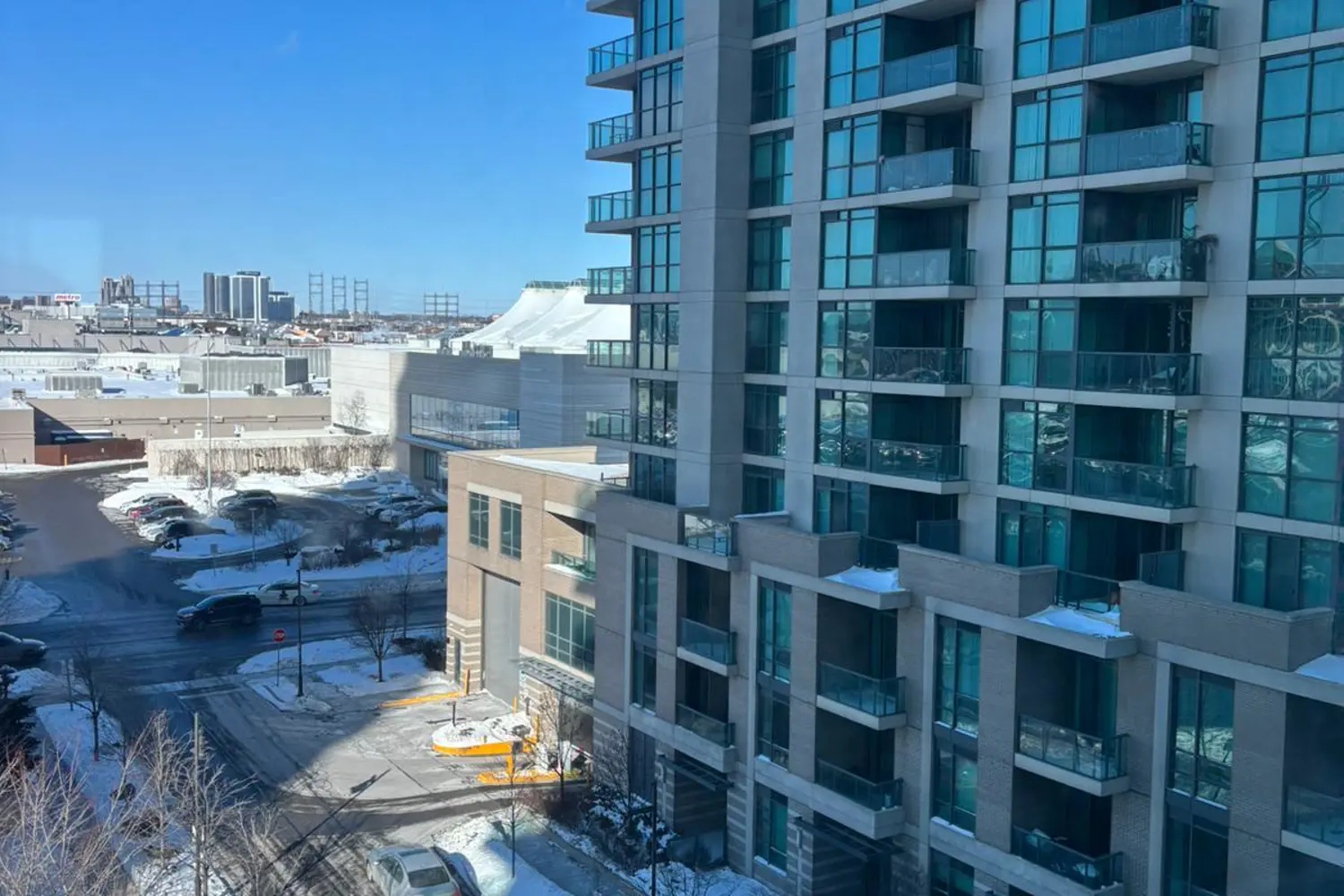 Additional image 14 of 215 Sherway Gardens Road 609