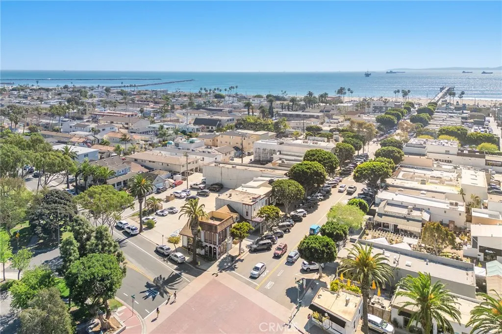 224 Main St, Seal Beach, CA 90740