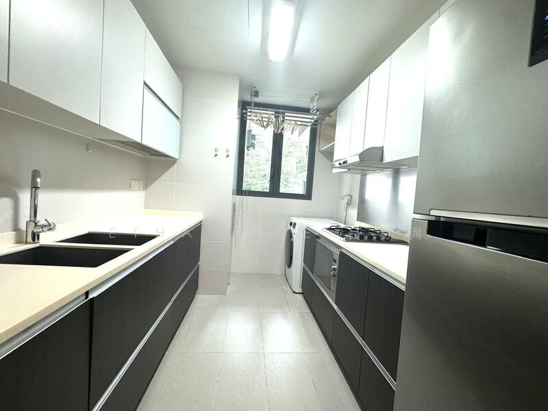 Additional image 4 of Flora Road