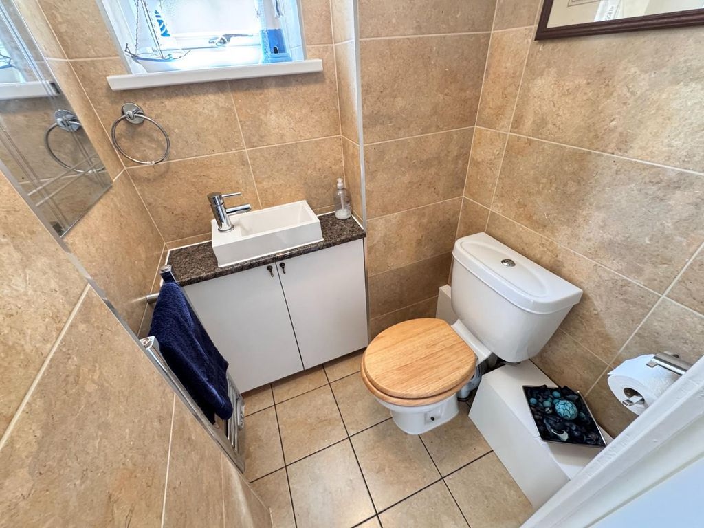 Additional image 7 of 4 bed detached house for saleWainwright Walk, Seaton Carew, Hartlepool TS25