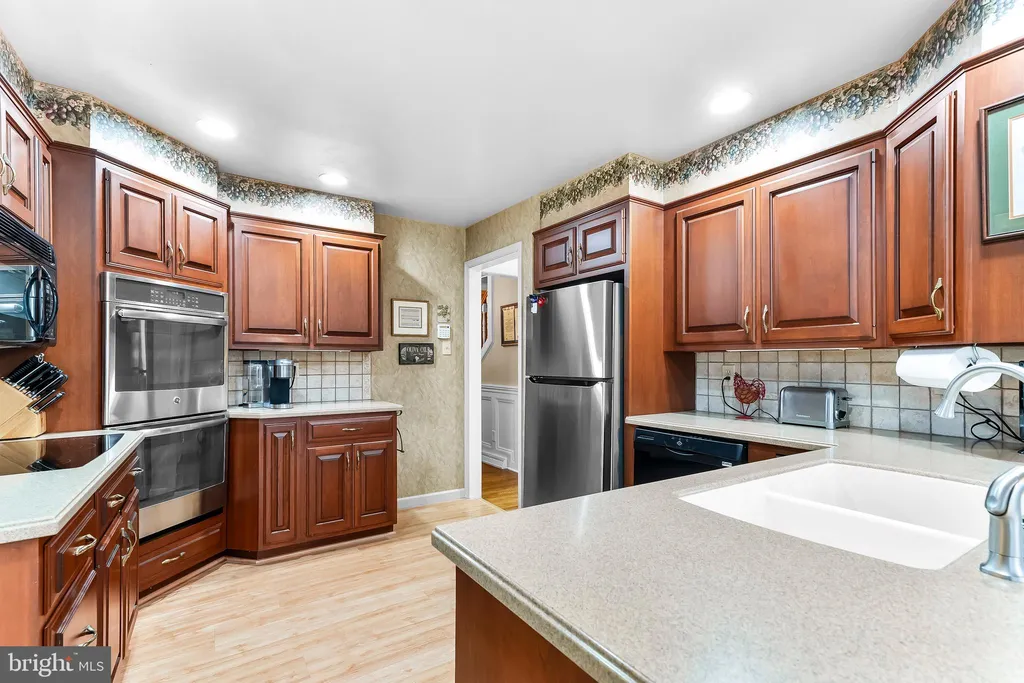 Additional image 13 of 1002 Dixon Drive, Newark, DE 19711