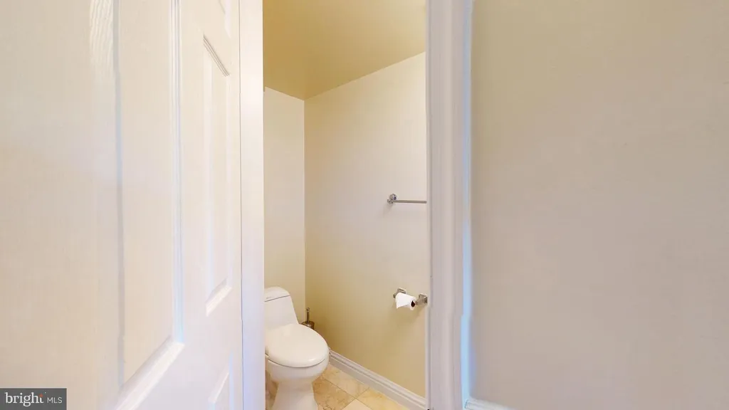 Additional image 5 of 615 16th Street NE, Washington, DC 20002