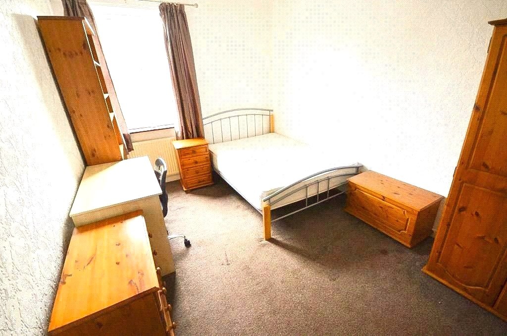 Additional image 12 of Room in a Shared House, Brook Road, M14, N1 7GU