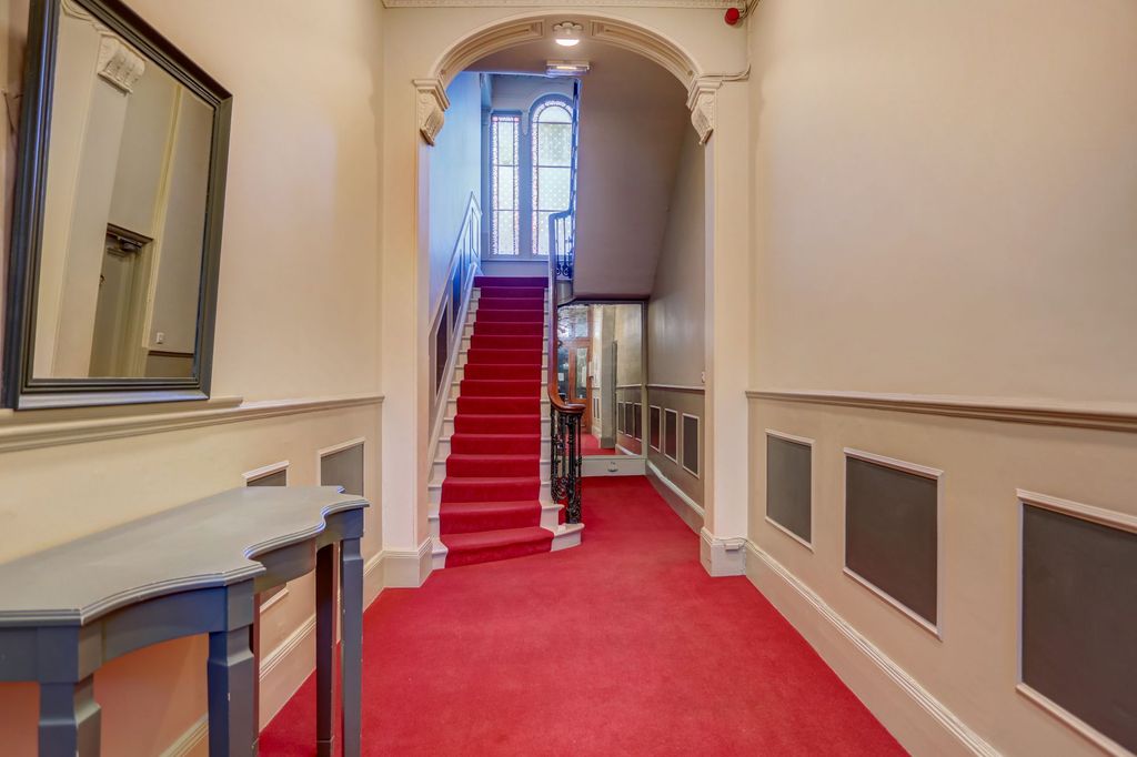 Additional image 25 of 2 bed flat for saleAdelaide Crescent, Hove BN3