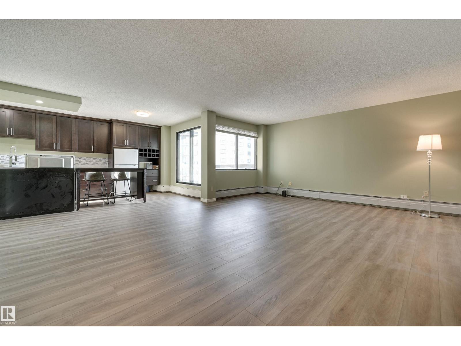 Additional image 2 of 1003-10155 114 Street NW, Edmonton, AB, T5K1R8