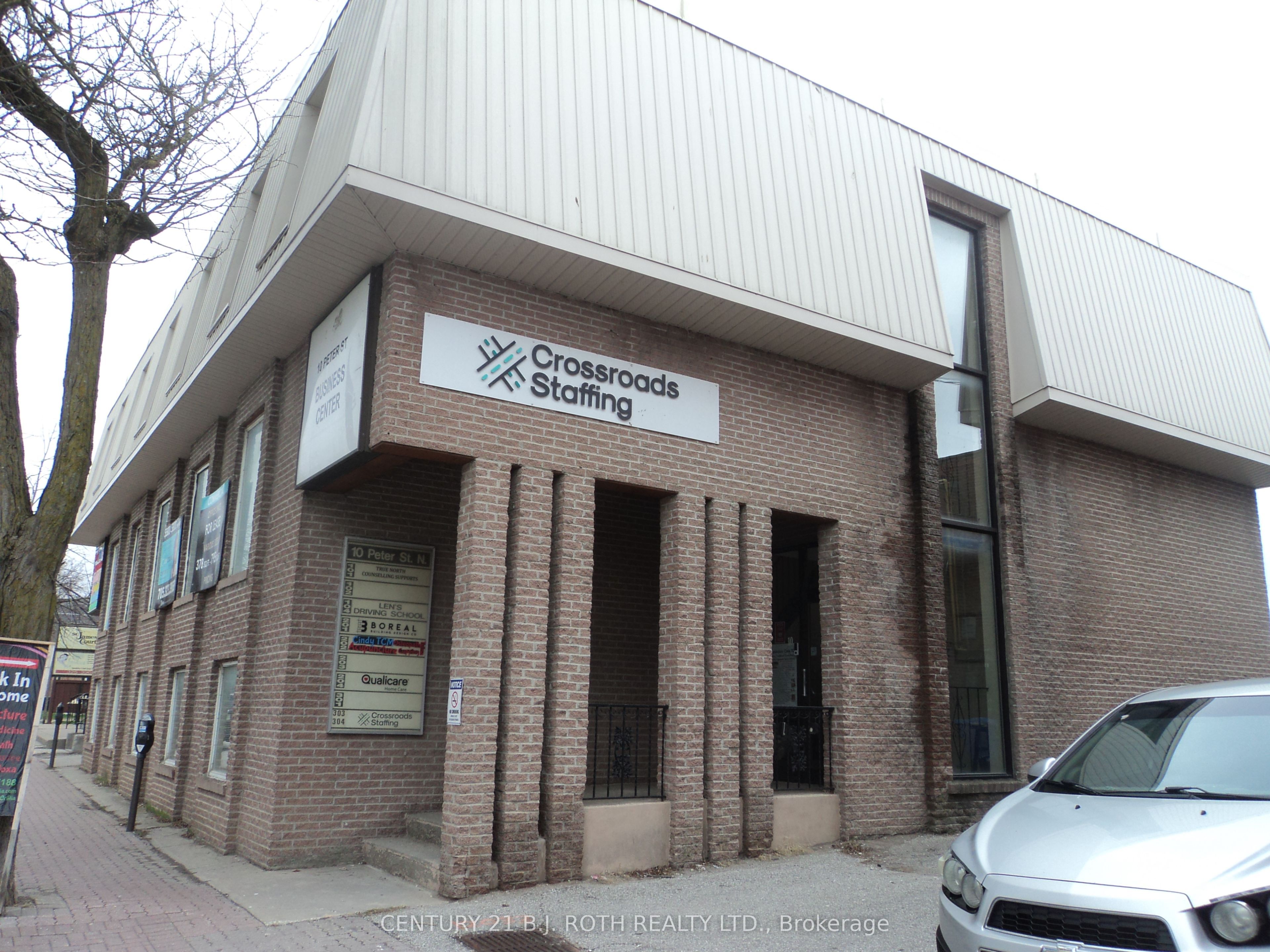 102-10 Peter Street N, Orillia, ON, L3V 4Y7