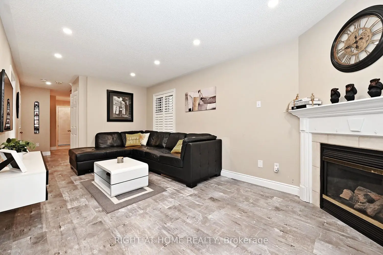 73 Bloomgate Crescent photo 5