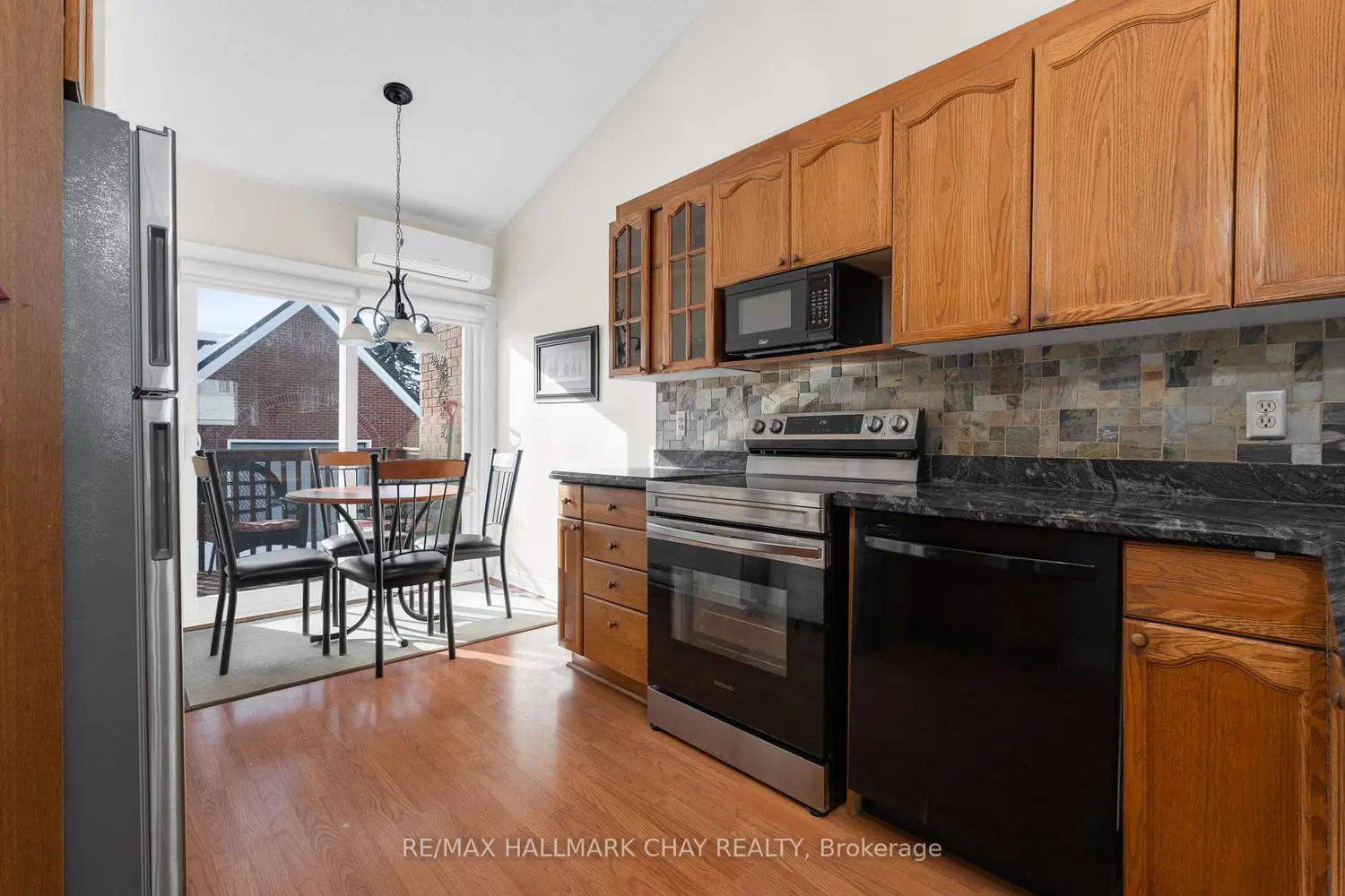 Additional image 2 of 355 Blake Street 3