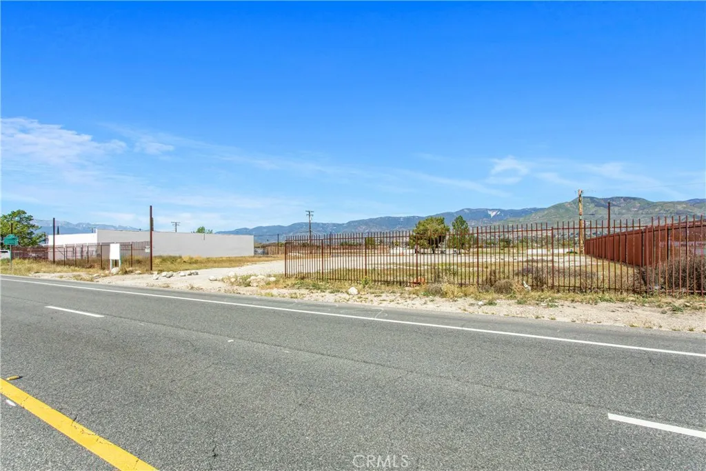 Additional image 3 of 27180 5th, Highland, CA 92346