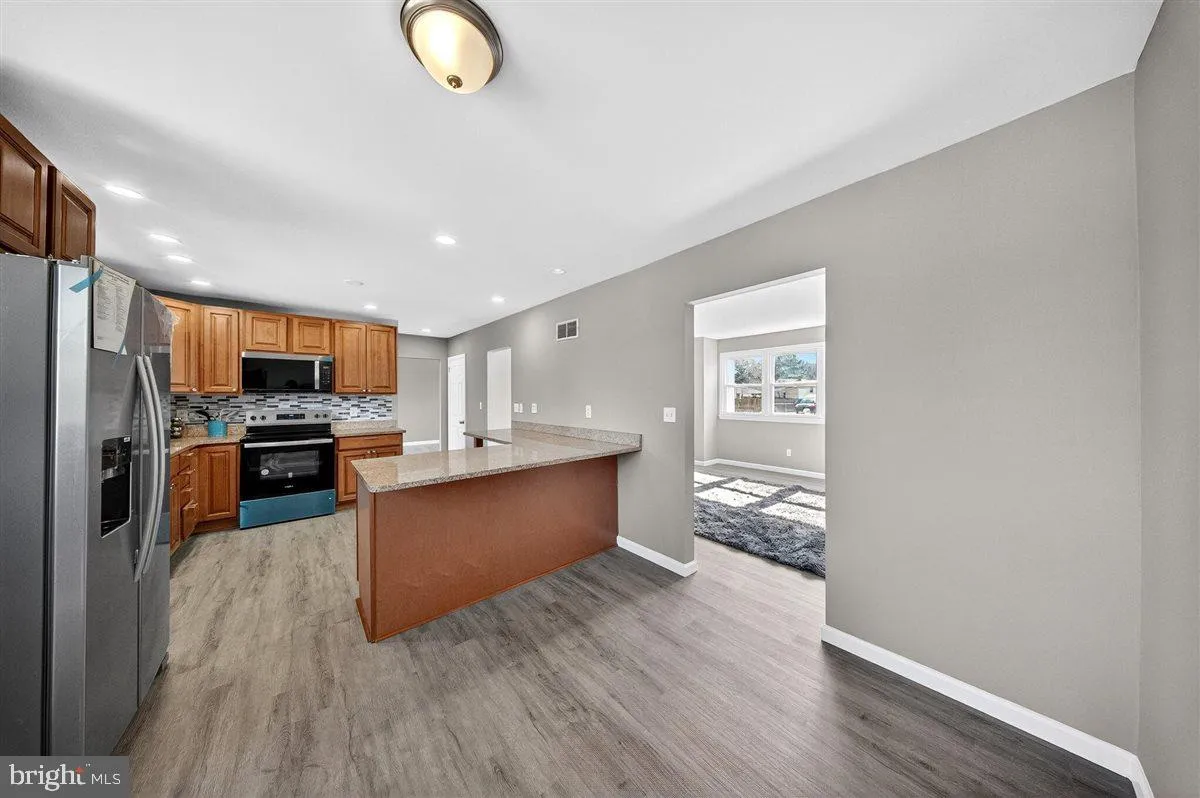 Additional image 44 of 76 Springlake Dr, Newark, DE 19711