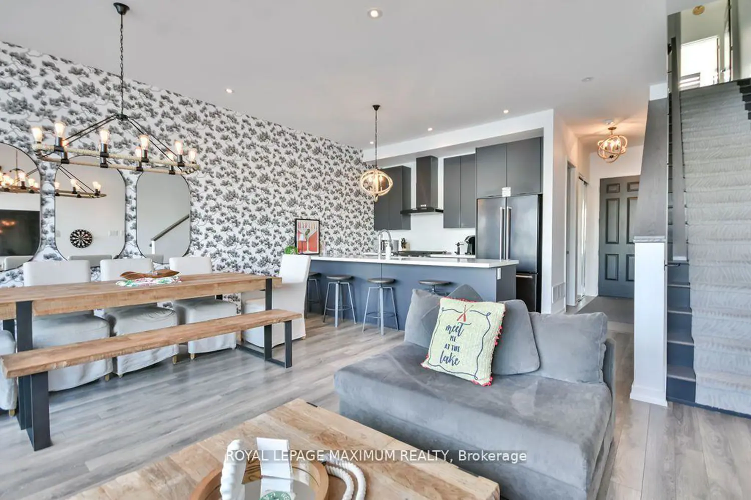 Additional image 7 of 3527 Riva Avenue