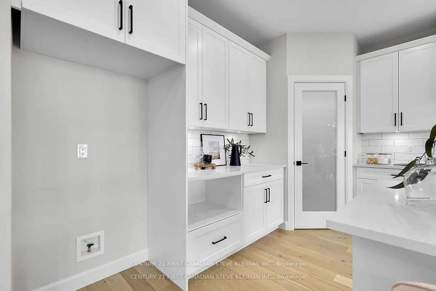 1327 Bush Hill Link photo 5
