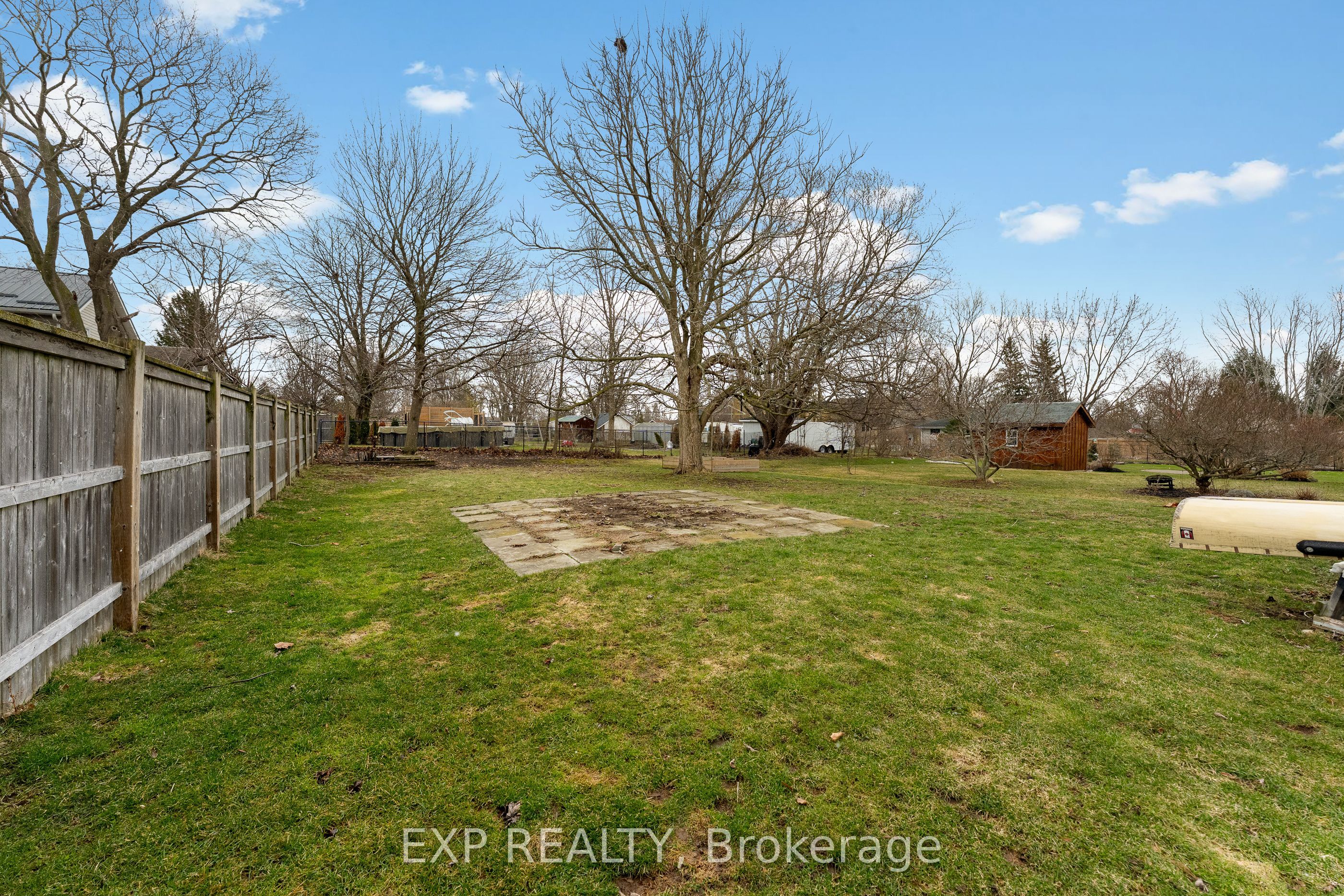 Additional image 3 of 216 Ridge Road S, Fort Erie, ON, L0S 1B0