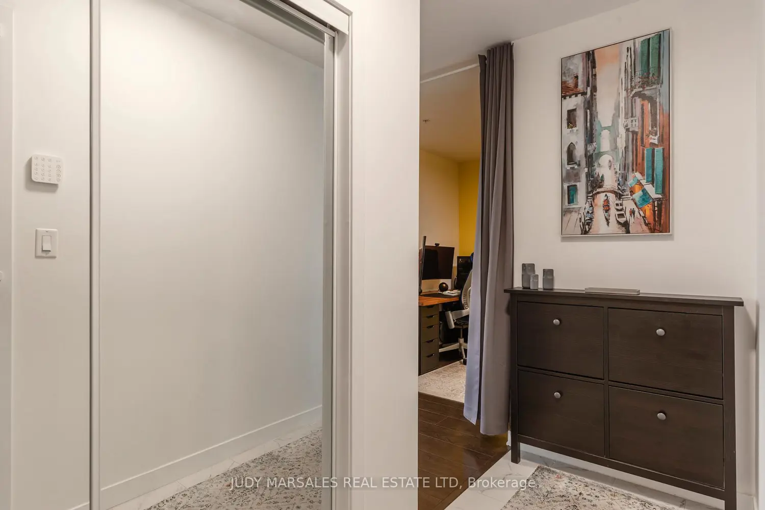 Additional image 3 of 85 Robinson Street 1010