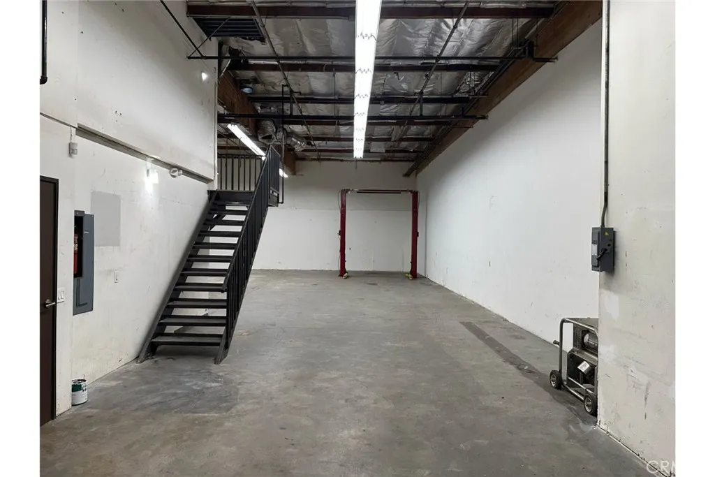 Additional image 8 of 8010 Wheatland Avenue Unit C, Sun Valley, CA 91352