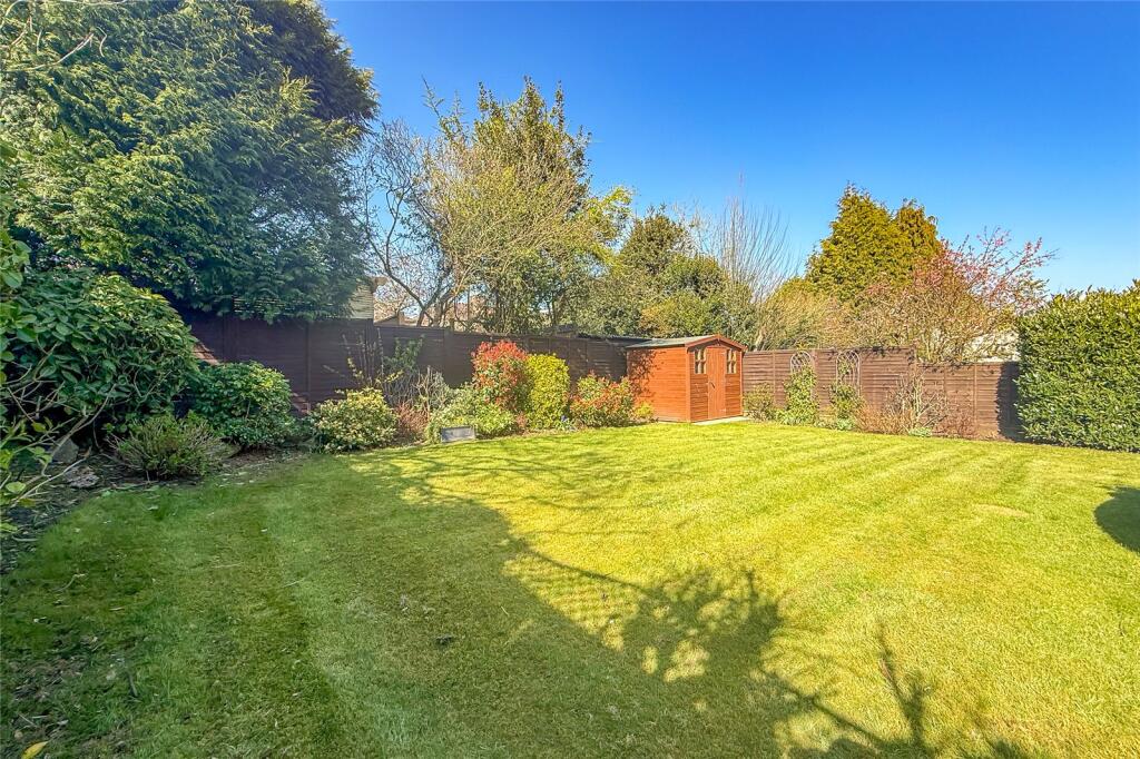 Additional image 13 of The Pleasance, Harpenden, Hertfordshire, AL5